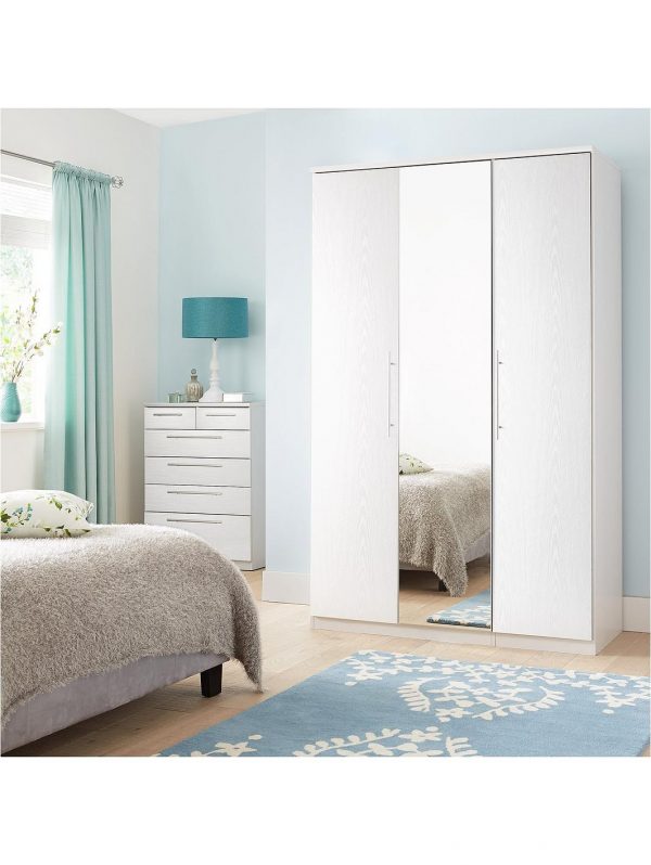 buy prague 3 door mirrored wardrobe 5f1cfce661a32