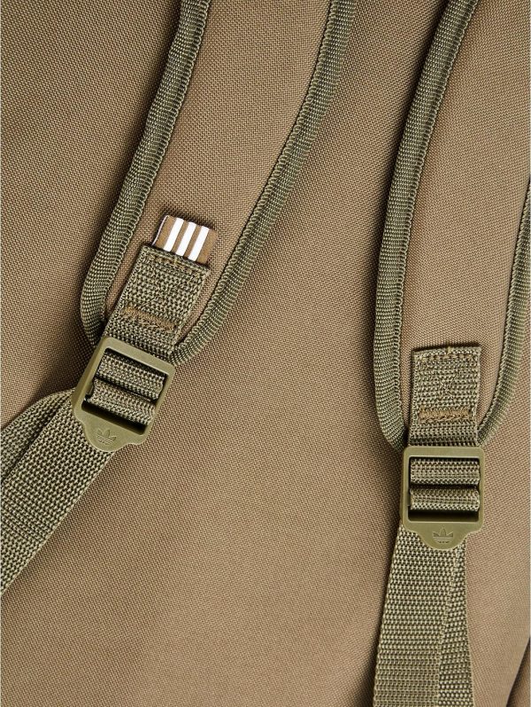 selling ac classic backpack khaki 5f1a6dc0ea977
