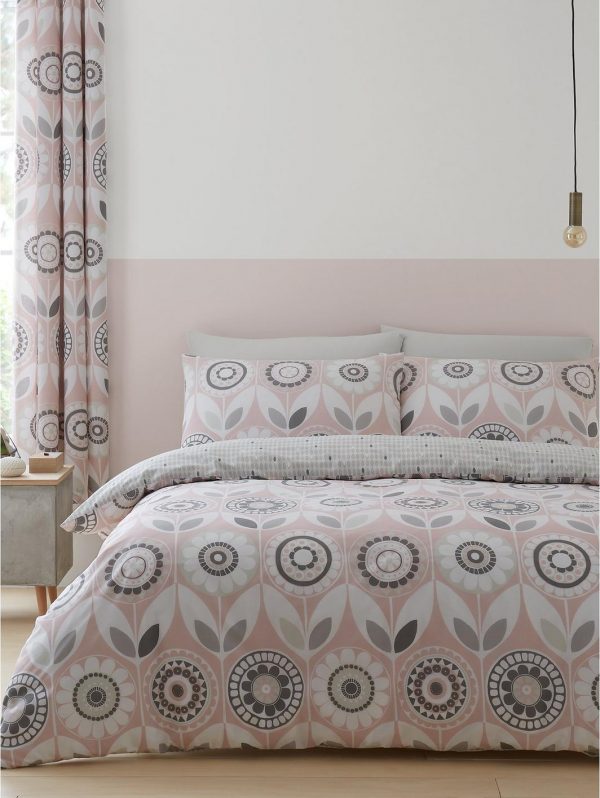 selling annika retro bloom eyelet curtains blush pink 5f01933eebc92