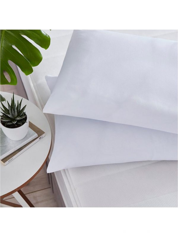 selling anti allergy double bedding bundle contains 2 pillows mattress protector and 10 5 tog duvet 5efef39e8cbe7