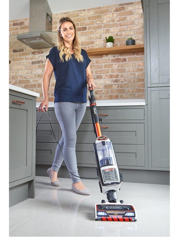selling anti hair wrap upright vacuum cleaner with powered lift away nz801uk 5eff0865e24e3