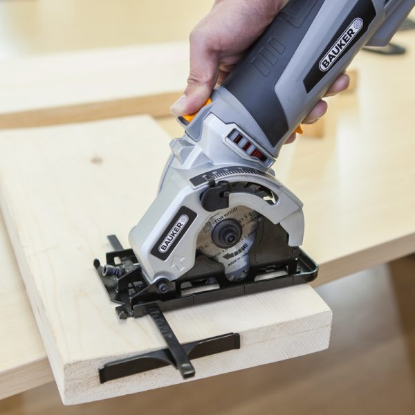 selling bauker 500w 85mm mini saw 240v 5f0ff6b6e692a