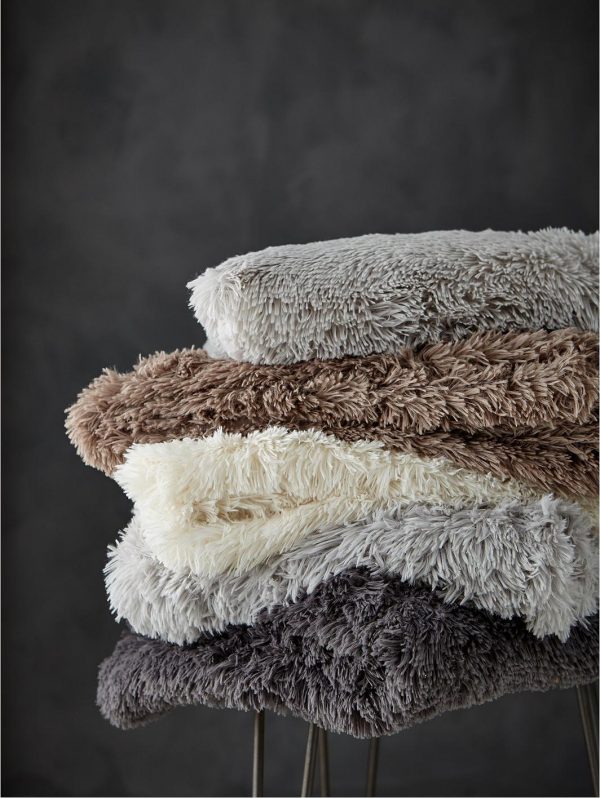 selling cuddly throw 5efef1a40590d
