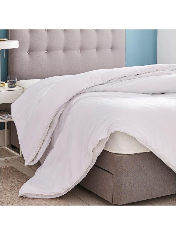 selling deep sleep all seasons 4 5 9 tog duvet 5efef0bf51a80