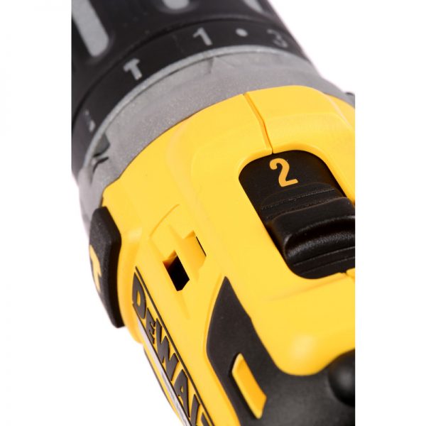 selling dewalt dcd796m2 gb 18v brushless combi drill 2 x 4 0ah 5f129675b7c4d