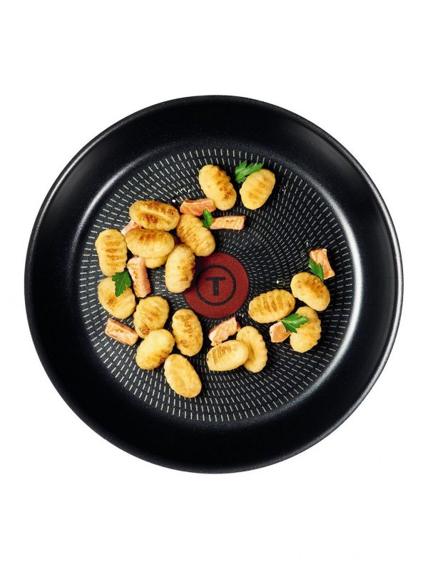 selling extra 28cm stir fry pan black 5f05b2c6620c3