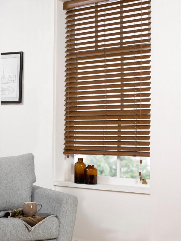 selling faux woodgrain venetian blind 5f019935e9992