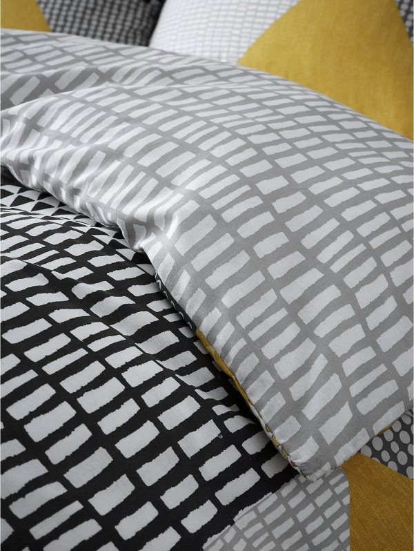 selling larsson geo duvet cover set 5efeefc9e9aa0