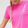 selling training icon clash dry t shirt pink 5efee5b19f919
