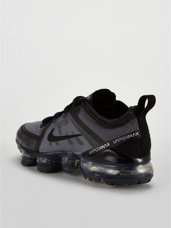 selling vapormax 2019 junior trainers black 5efee5da9786a