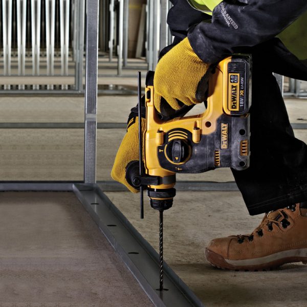 selling dewalt dch253 18v xr cordless sds plus hammer drill 2 x 4 0ah 5f3e182406cd0