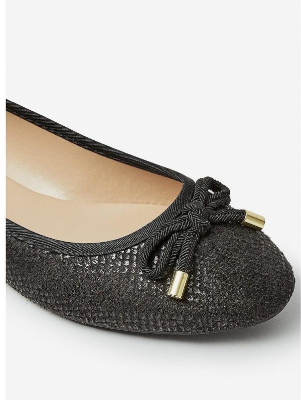 special sale snake peach pumps black 5f2ce45399519