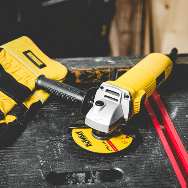 selling dewalt dwe4016 gb 115mm angle grinder 240v 60092320515c4